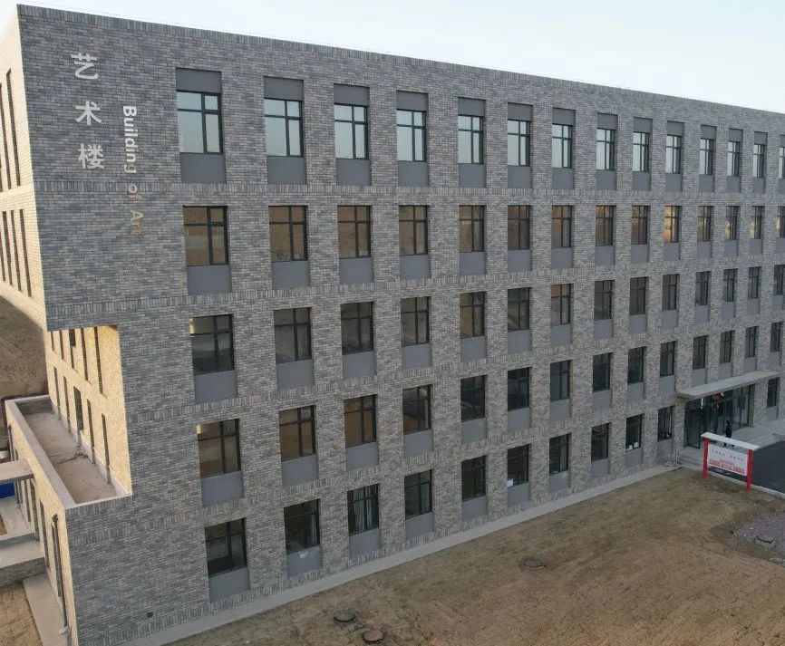 辽宁传媒学院北校区捧回沈阳市建筑工程“玫瑰杯”