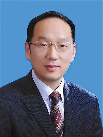 辽宁省省长李乐成接受人民日报记者专访吸引八方英才助力全面振兴