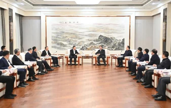 郝鹏李乐成会见中国国新董事长徐思伟总经理莫德旺一行