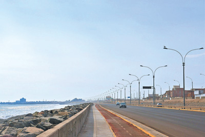 中企参与建设的秘鲁卡亚俄绿色海岸公路项目全线通车满一年