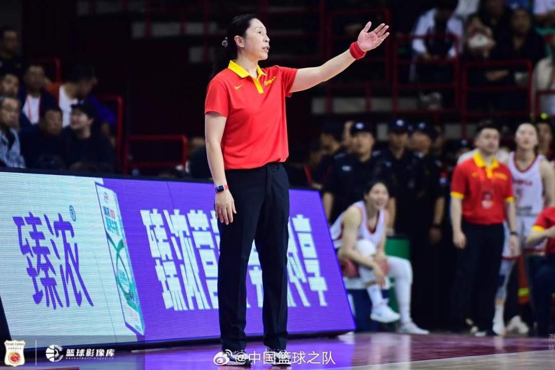 中国女篮热身赛惜败澳大利亚 郑薇:边打边练,发现问题
