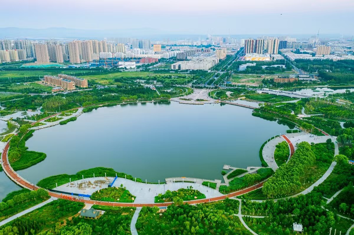 为实现攻坚突破提供坚实法治保障——访细河区委书记张海鹰