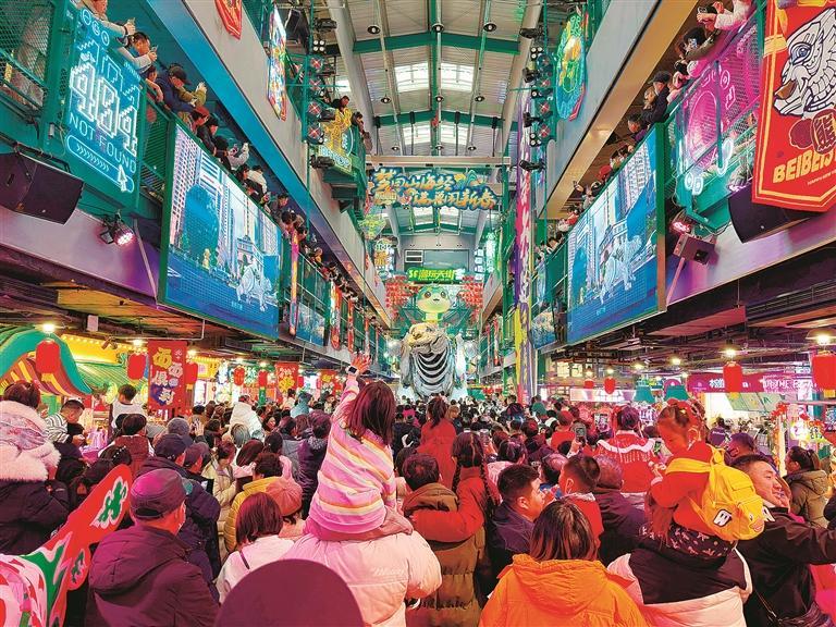 大连熊洞街春节活动融合古今 梦回山海经 瑞兽闹新春