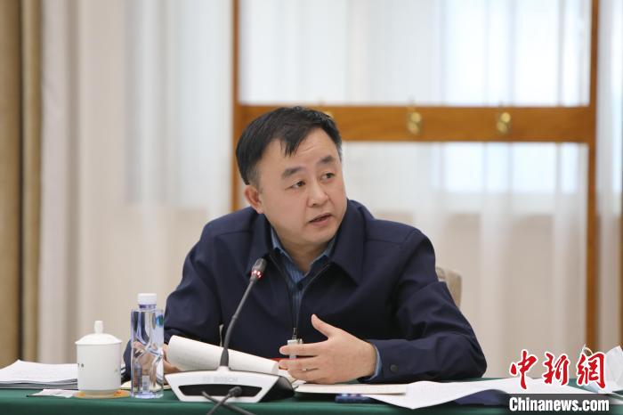 周琪代表：以务实态度促两岸同胞心灵契合