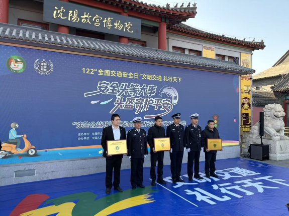 pa_10100000000043165_A6916F85-DEB7-4DE8-9D17-F7325CF2BDAB_1707x1280_mo_