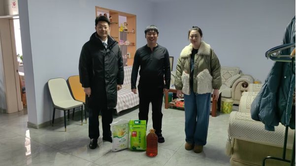 建行盘锦双台子支行暖心行动惠民生