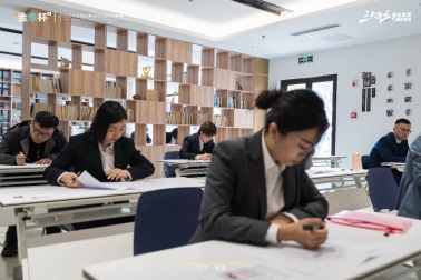 _7M40190_wm__11343827 (1)