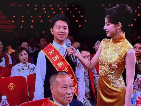 92c29a85aeab1ef672f0a5a7fc85e583