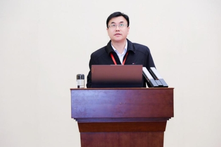 LIU_9405