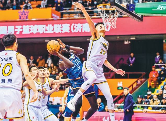 辽宁男篮核心球员大变动回顾:一代王朝落幕后的新老交替与2026赛季征程