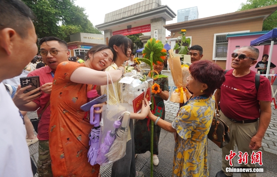 全国部分地区高考结束