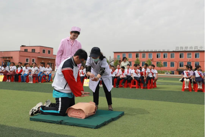 职普融通 携手育人 敬畏生命 “救”从“心”起”628.png