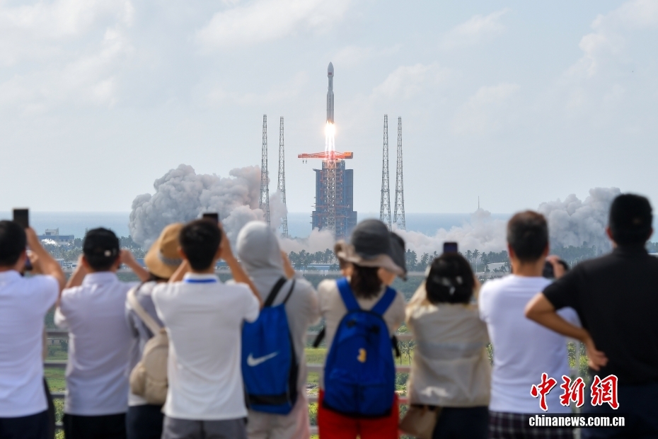 中国成功发射卫星互联网低轨12组卫星