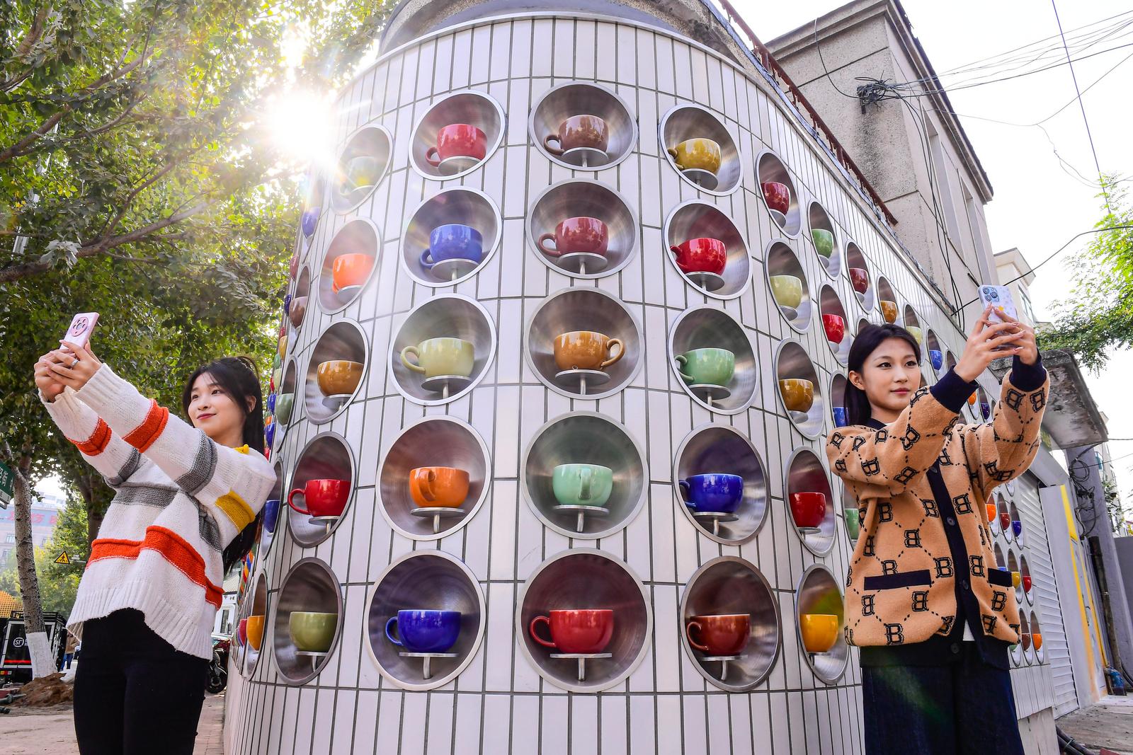 八经咖啡小巷焕新升级二期工程完工