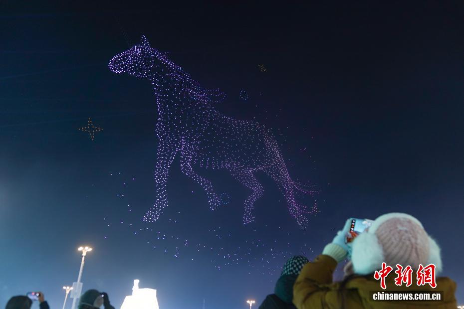 第42届哈尔滨国际冰雪节启幕