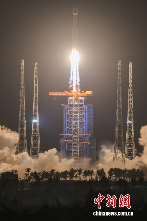 中国成功发射卫星互联网低轨18组卫星