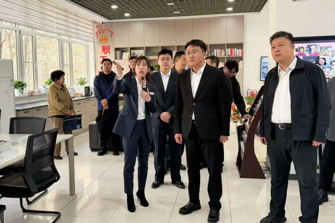 和平区举办党建引领基层治理工作暨胡静琴书记工作室驻街道工作站工作成果展示活动 张德出席并讲话