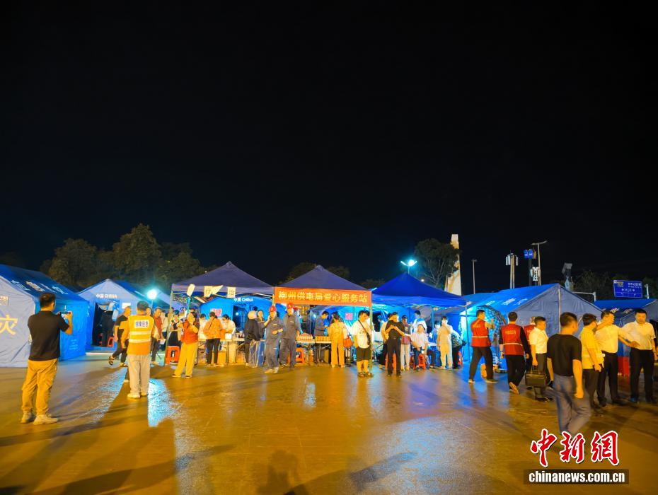 直击广西柳州市柳南区安置点现场 当地再次发生5.2级地震
