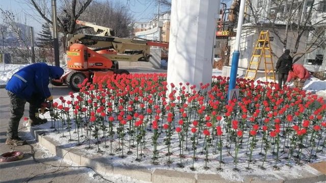 春节亮化流光溢彩 点靓喜庆节日氛围