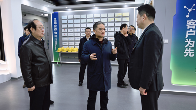 高键深入部分企业走访调研