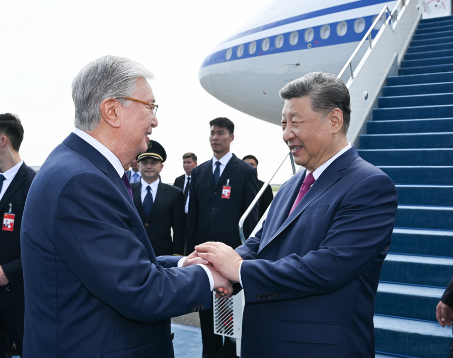 习近平圆满结束出席第二届中国—中亚峰会